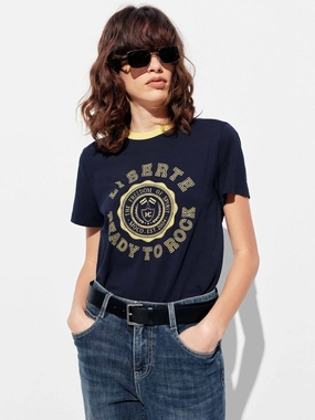 Contrasted Neck Printed T-shirt Cool Weather Wear Outdoor Style