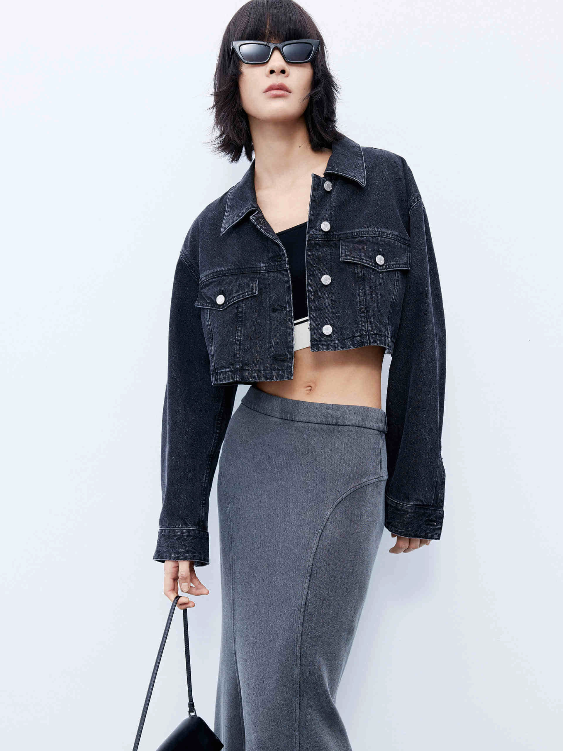 Back Sequin Embroidered Jacket Airy Layer Fit
