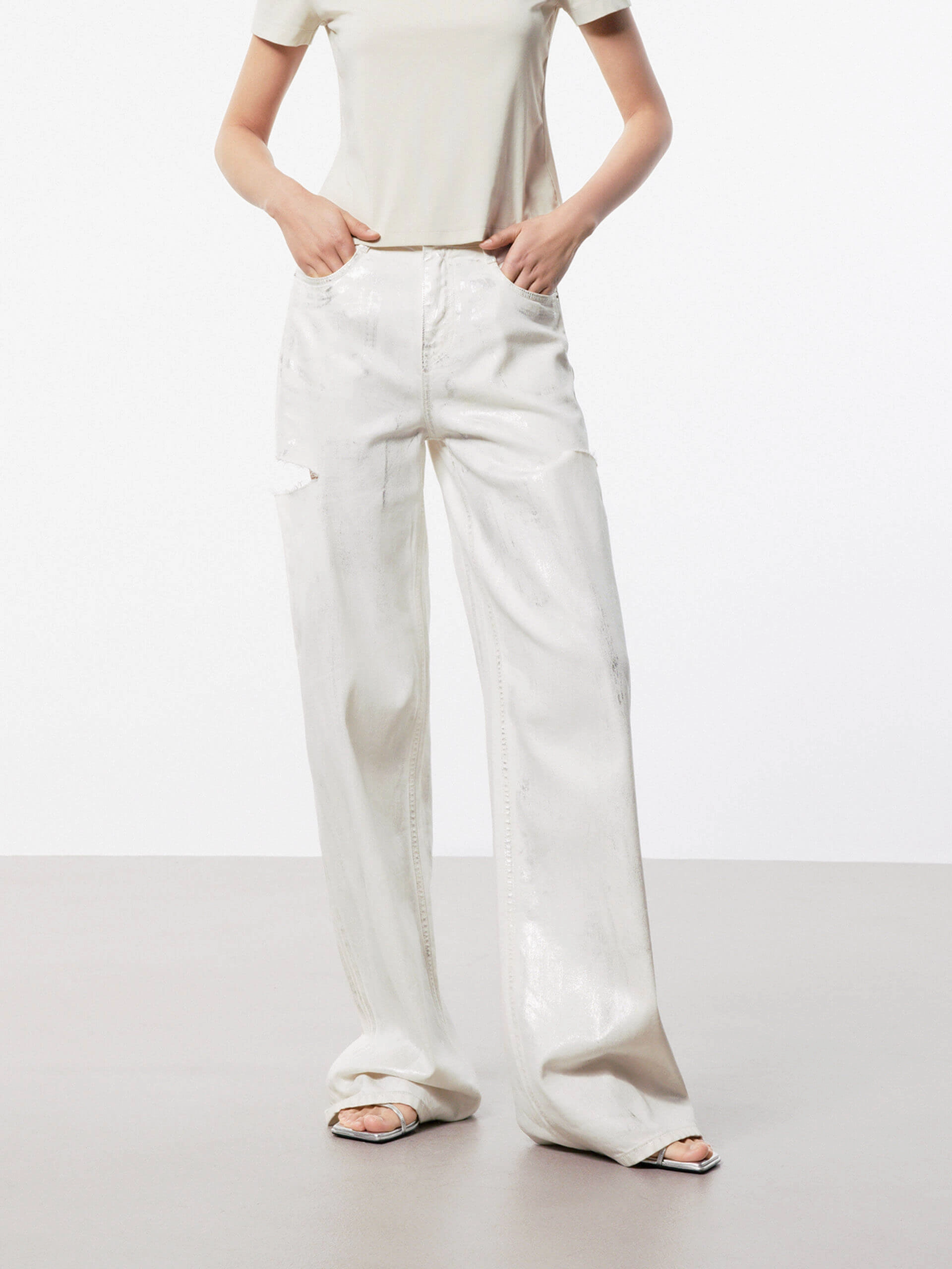Timeless Outfit Cotton Blend Ripped Jeans