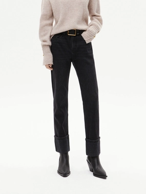 Traveler Gear Smart Casual Streetwear Essential Cotton Turn Up Ankle Jeans