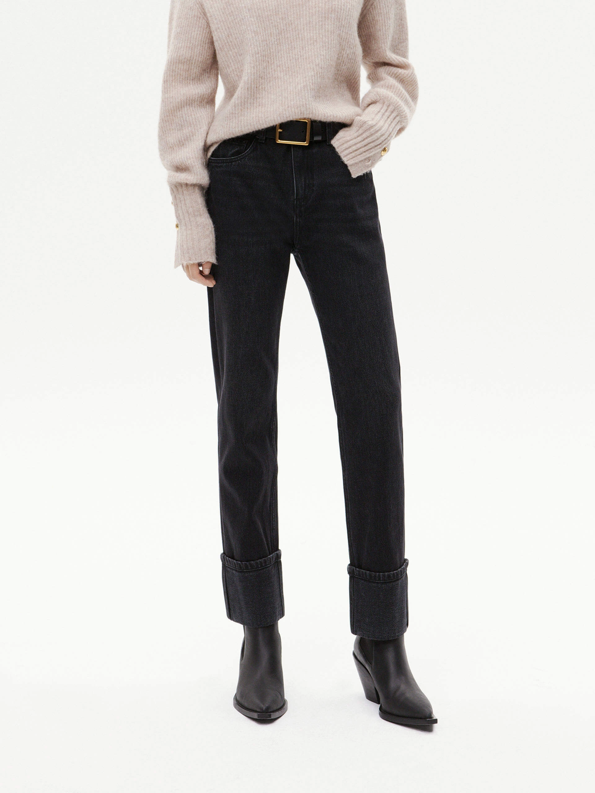Traveler Gear Smart Casual Streetwear Essential Cotton Turn Up Ankle Jeans