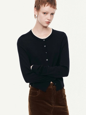 Crewneck Cropped Wool Cardigan Wide Shoulder Cut FadeResistant Finish