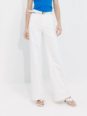 Weekend Getaway Outdoor Adventure Picnic Style Everyday Use Deconstructed Jeans in Cotton