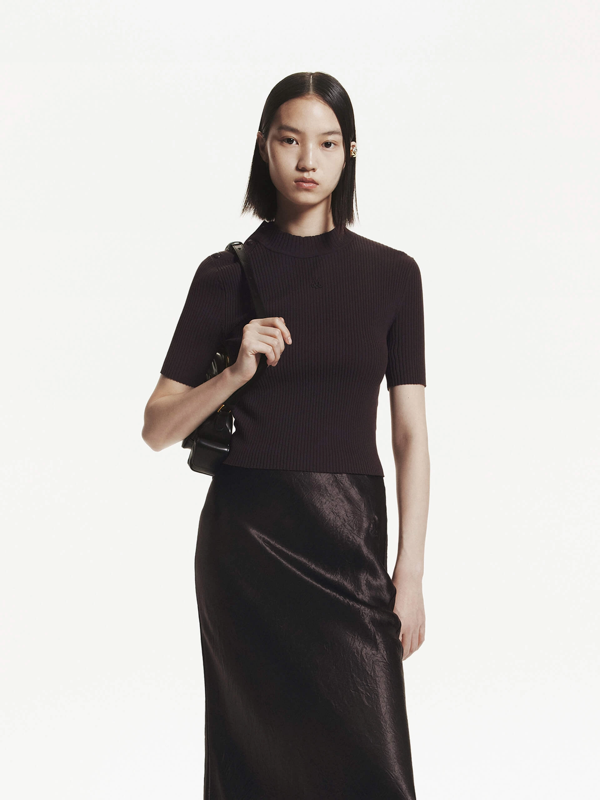 Reversible design ColorfastMaterial Cropped Ribbed Knit Top