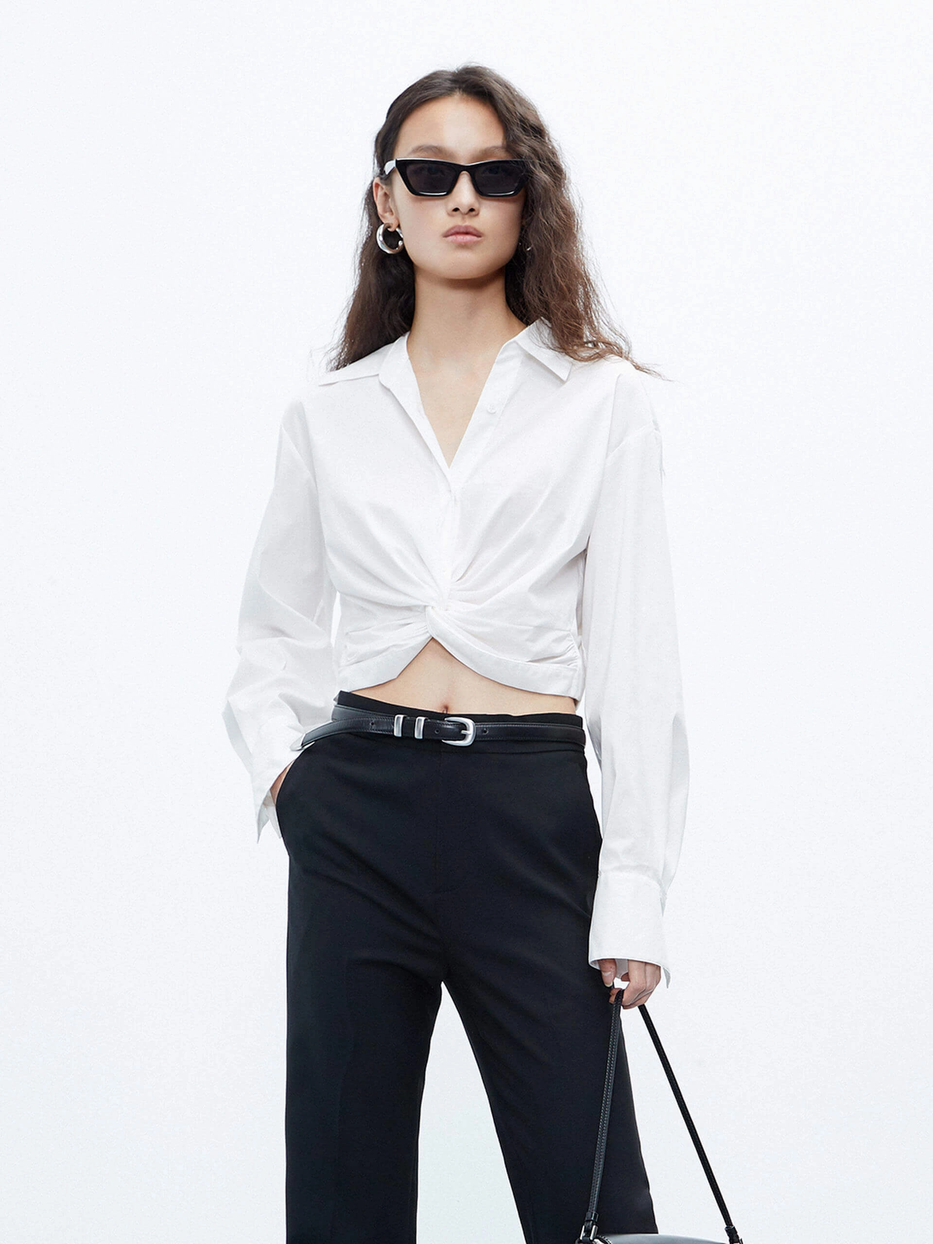 Soft Texture Cropped Twisted Details Shirt