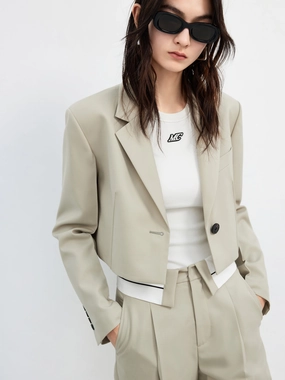 Adjustable Cuff System Reflective Trim Cropped Wool Blend Blazer