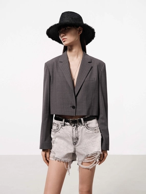 Transitional Look Comfortable lining Cropped Wool Blend Blazer
