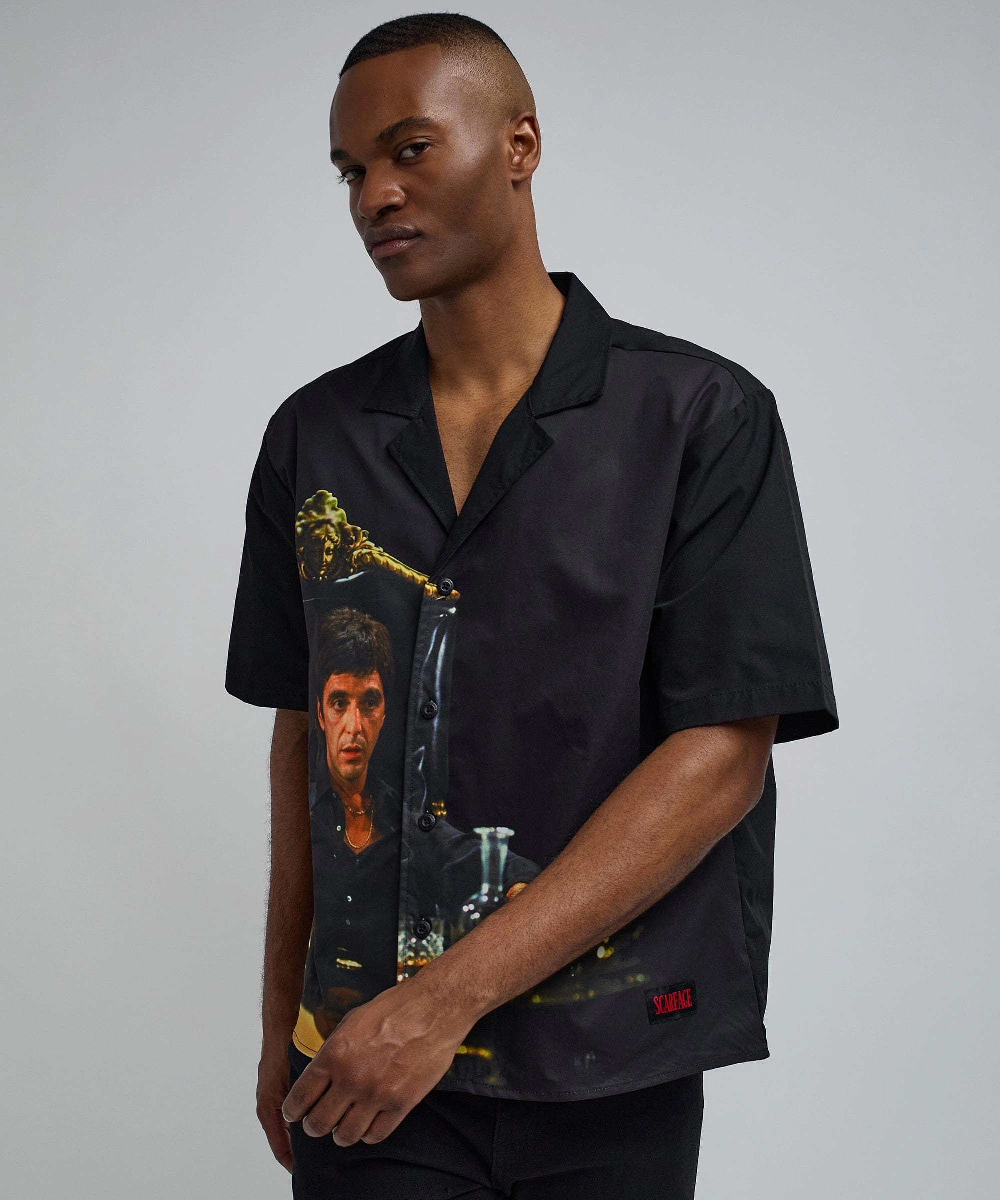 Scarface? Tony Montana Woven Shirt Box Fit - Black Tagless Neckline Cozy Blouse
