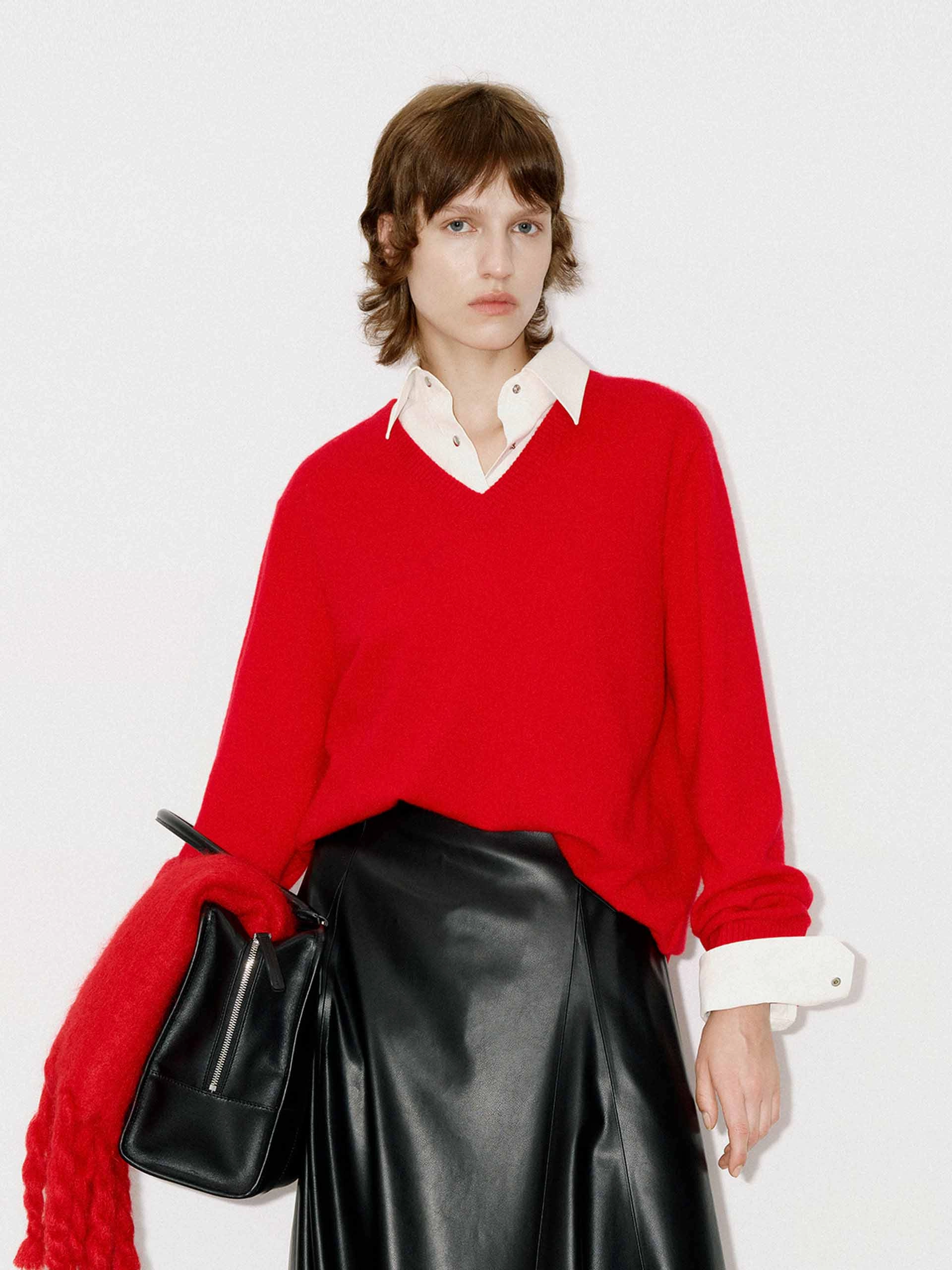Pure Cashmere Knit Sweater Non Chafing Edges Classic Style