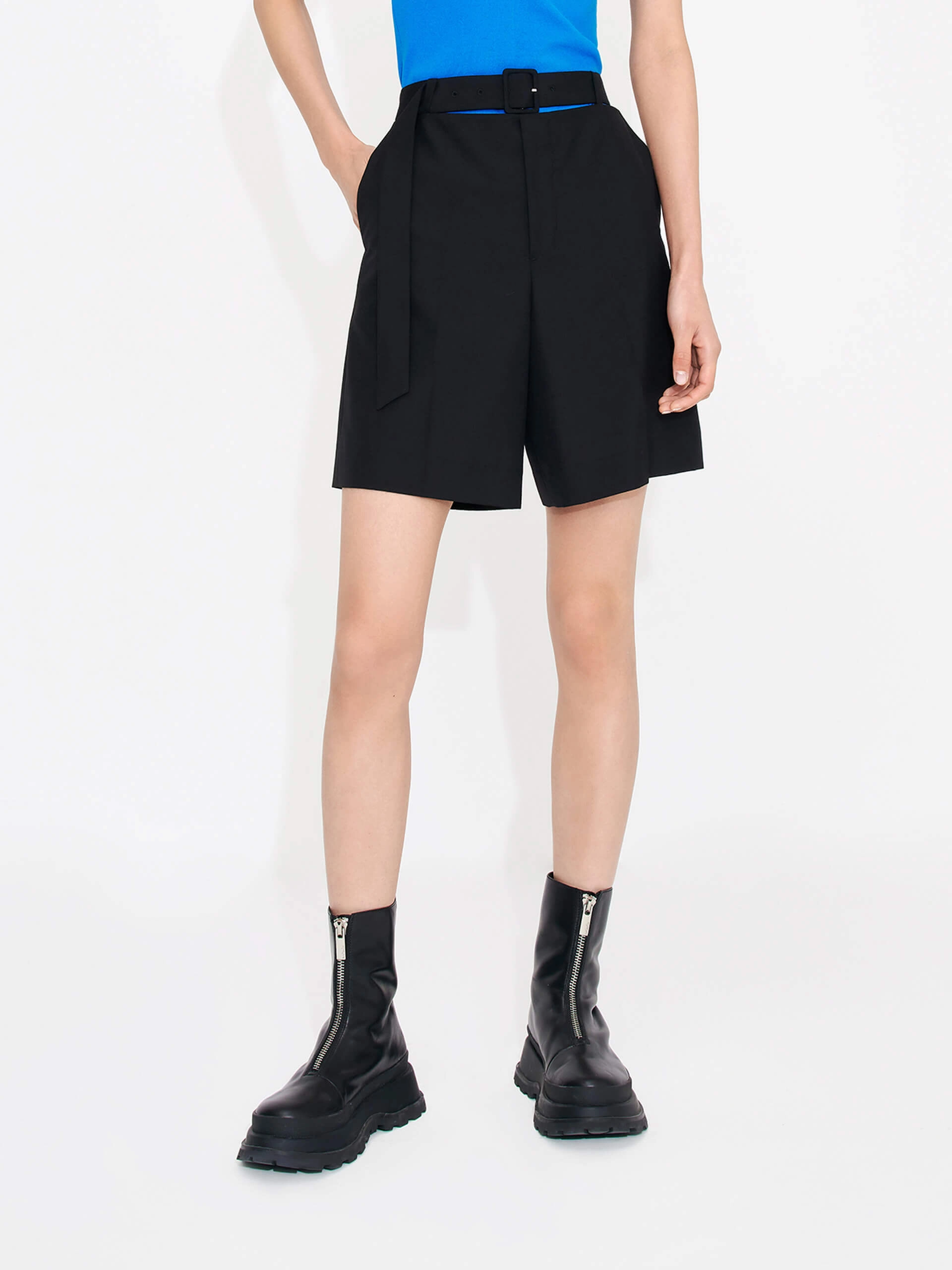Cutout Waist Bermuda Shorts MachineWashable SeamlessConstruction
