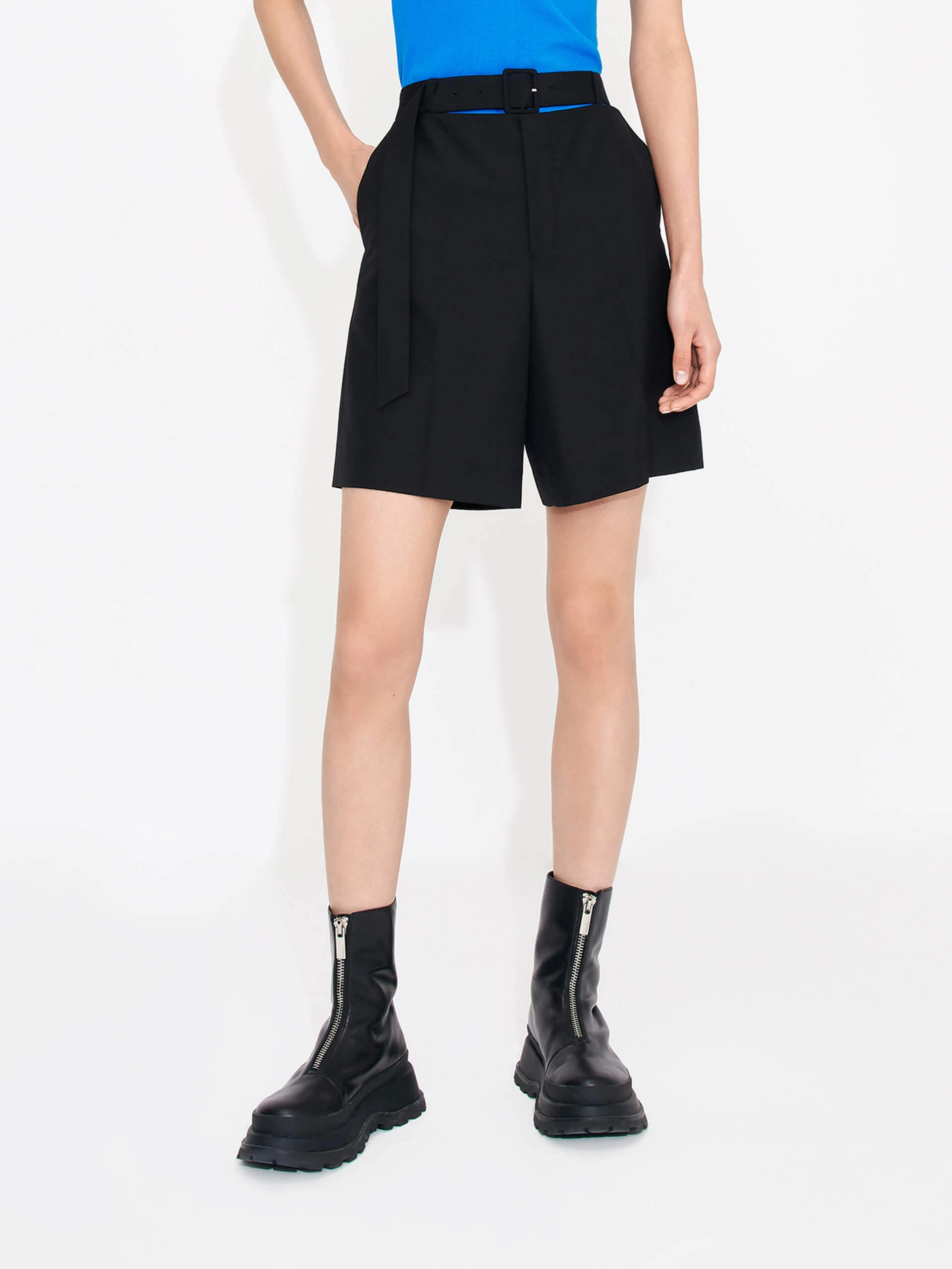 Cutout Waist Bermuda Shorts Chafe-Free Fit Quick Conversion Hem