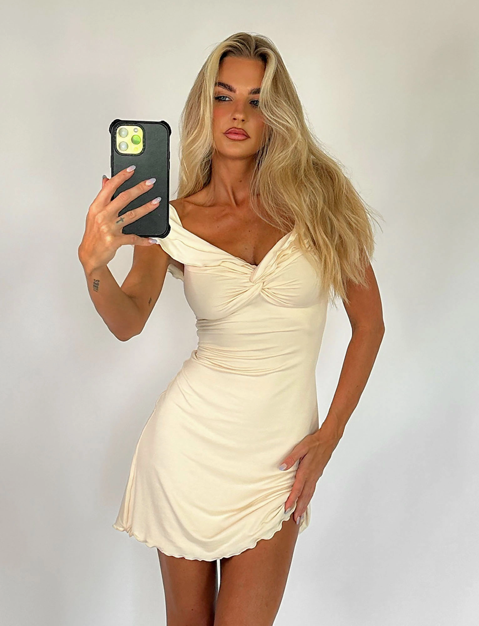 DENALI MINI DRESS - WHITE : BONE Sporty Look