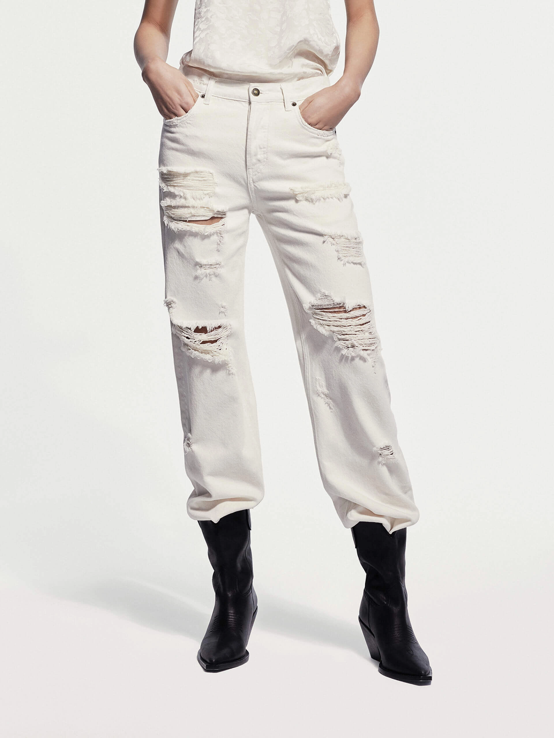 Destroyed Straight Leg Jeans Unisex Look Clean Fit