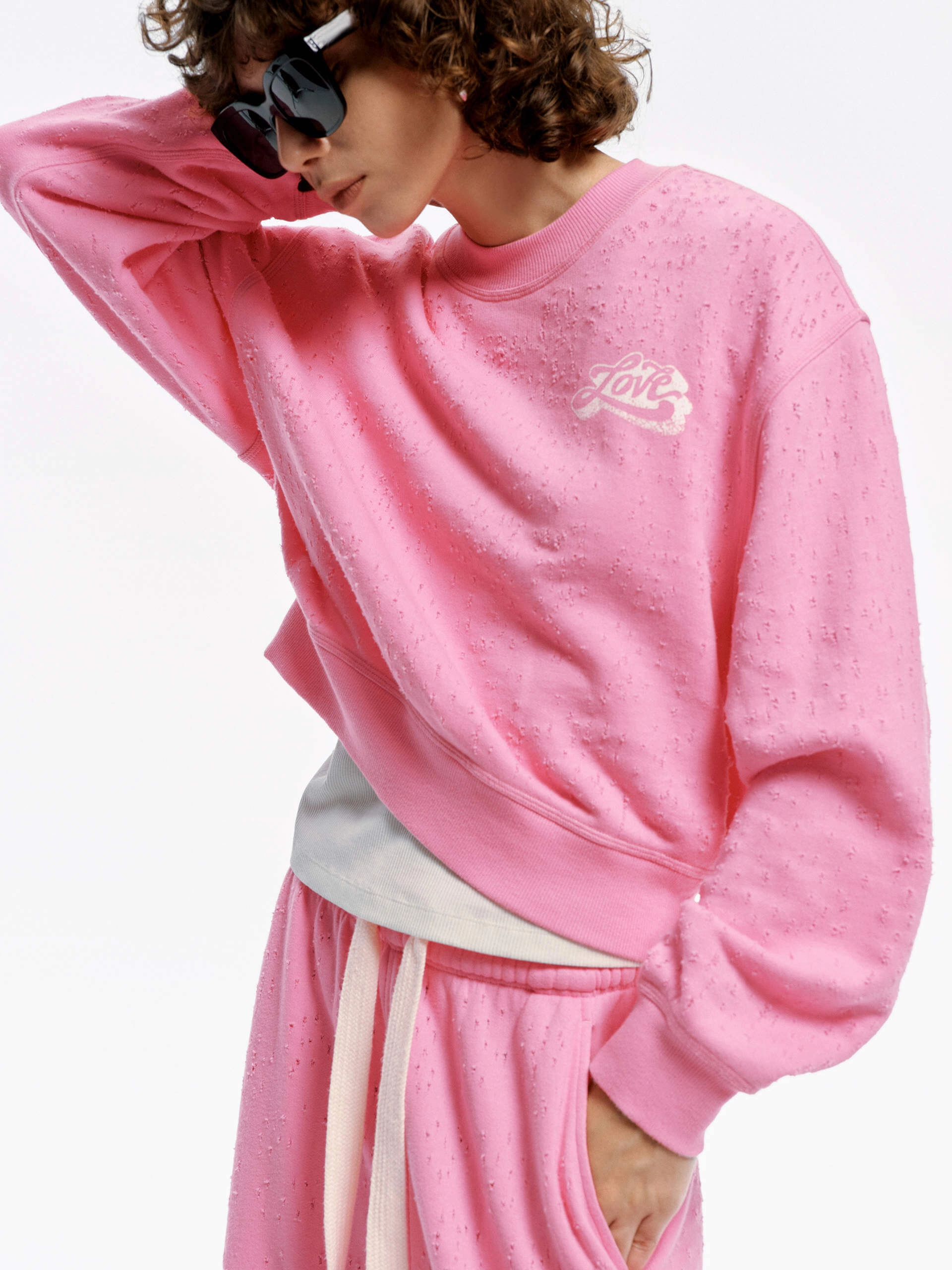 WrinkleResistantFinish Distressed Detail Cotton Sweatshirt