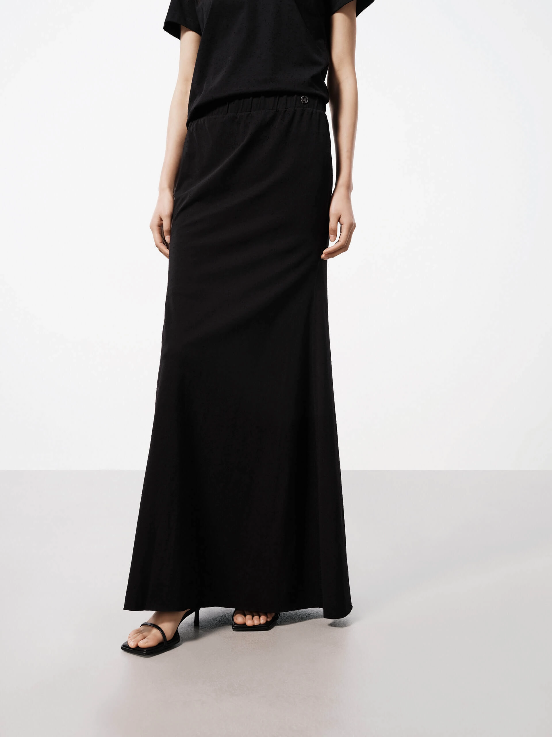 Distressed Jersey Maxi Skirt Minimal Fit Cozy Lining