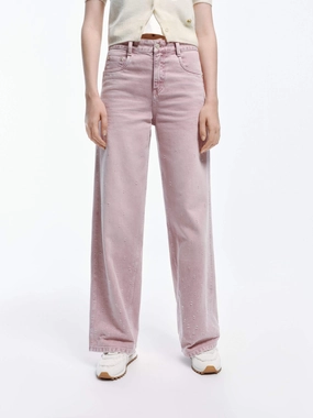 Distressed Straight Leg Jeans Clean Finish