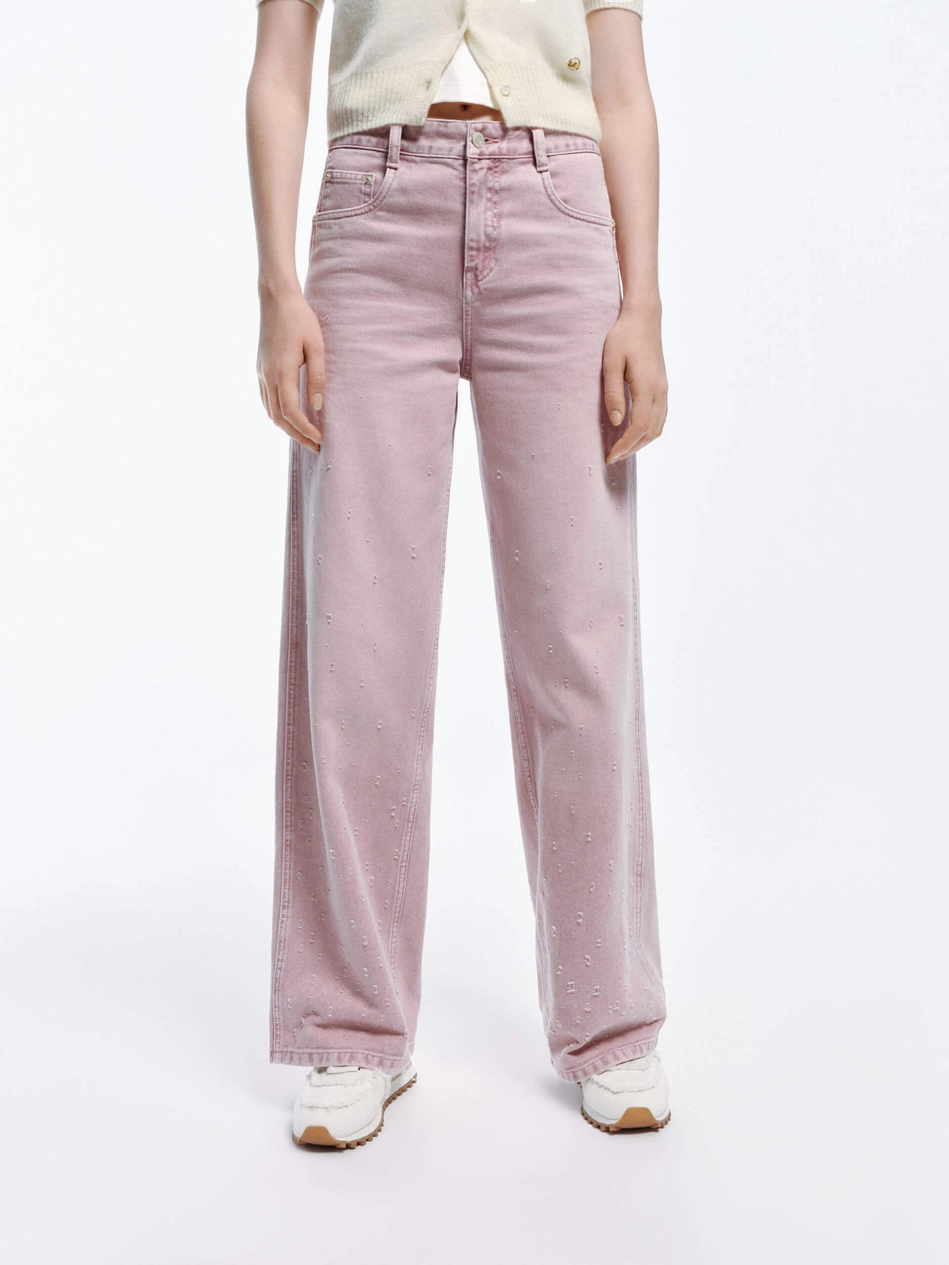 Distressed Straight Leg Jeans Clean Finish