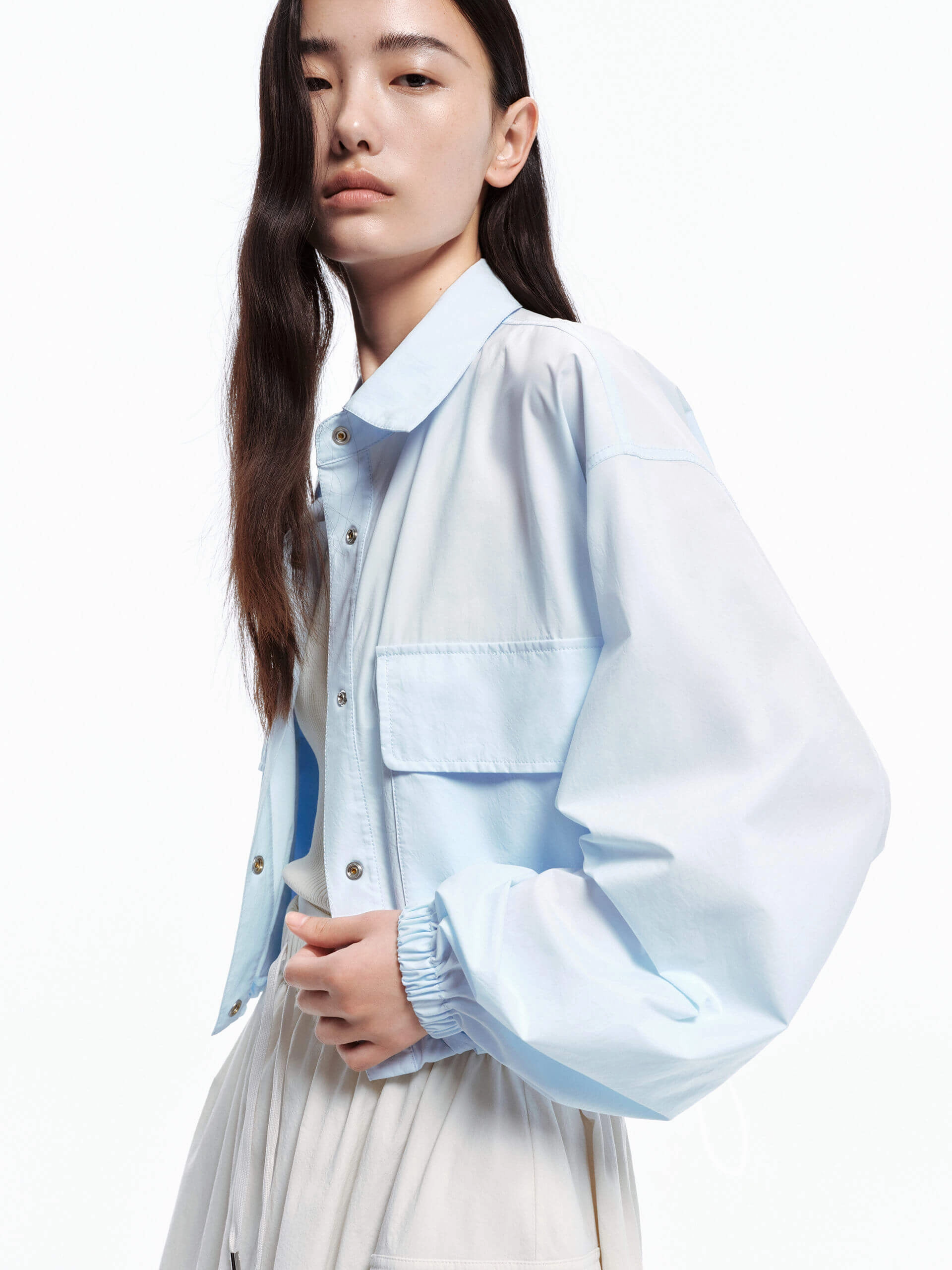 Drawstring Hem Cropped Jacket Structured Casual Fit Wind Resistant