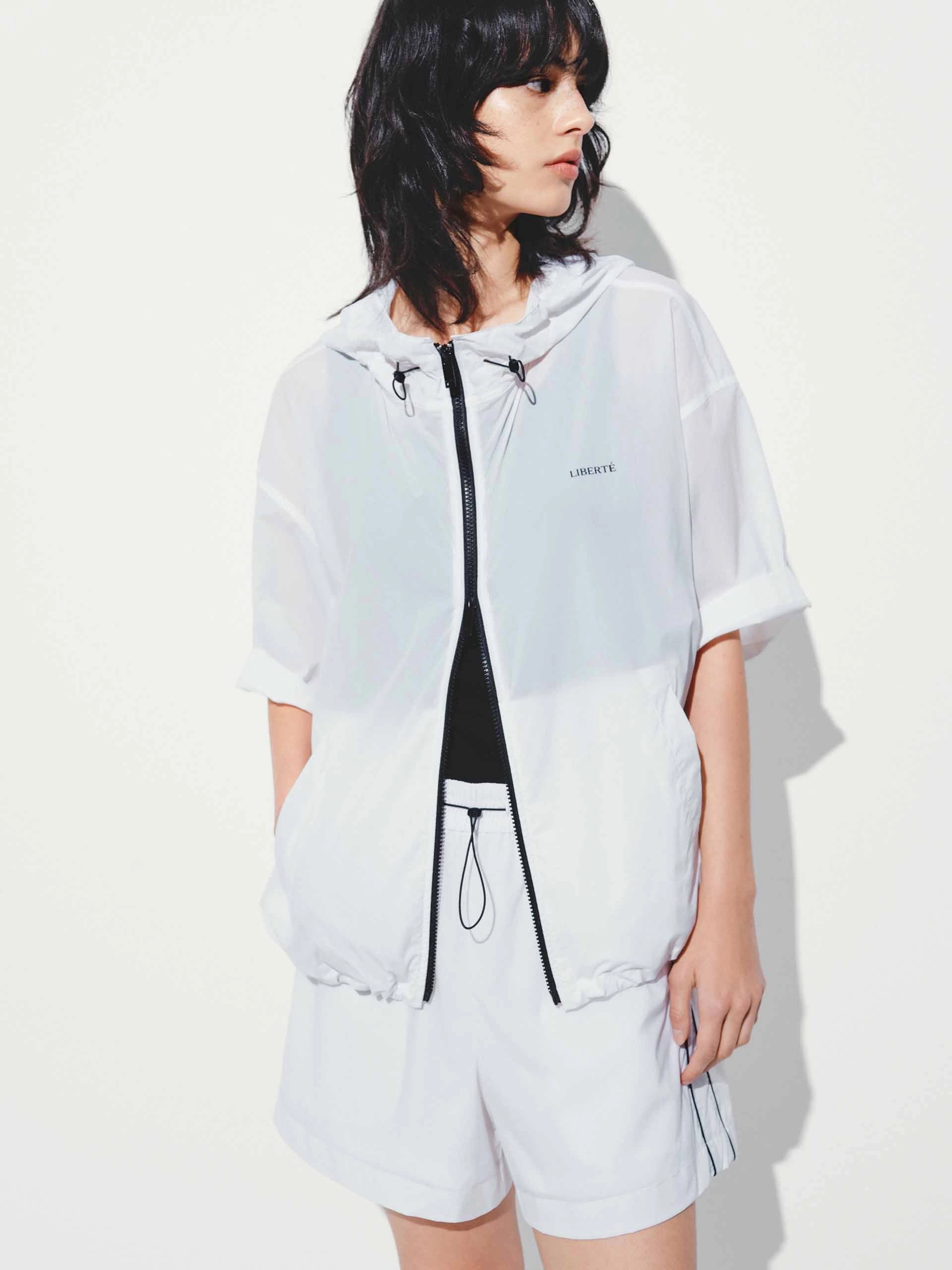 Breathable mesh lining Drawstring Hem Hooded Coat