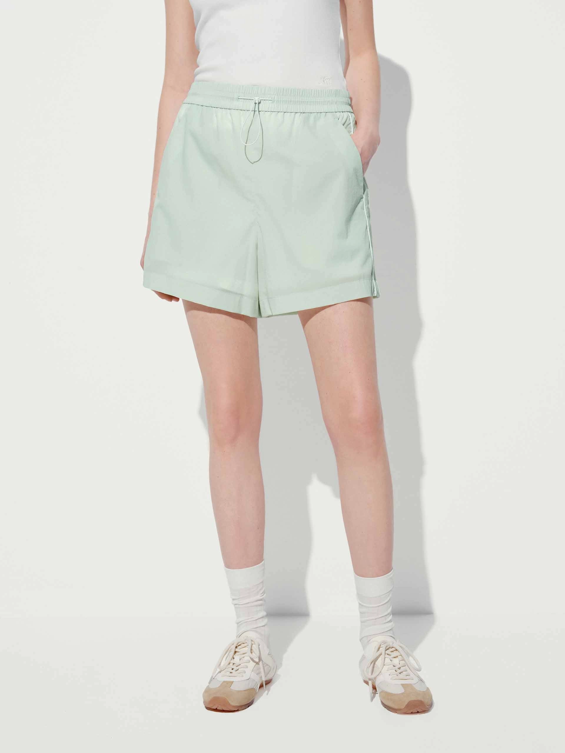 Anti Pilling Surface Drawstring Side Pocket Shorts