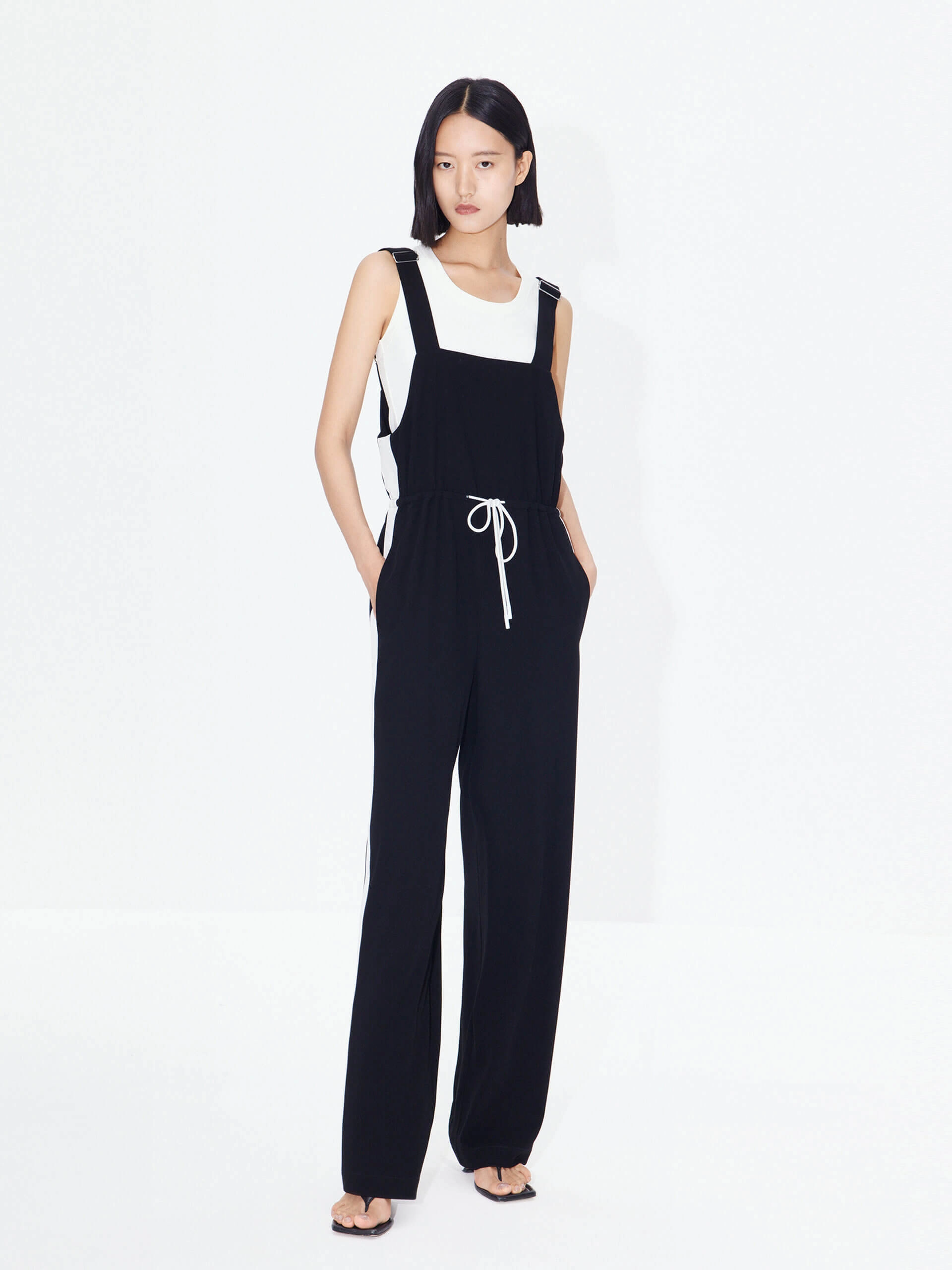 Multi Pocket Configuration Drawstring Waist Jumpsuits
