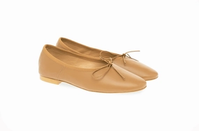 NAPP Scarpa Ballerina Cammello hook and loop closure