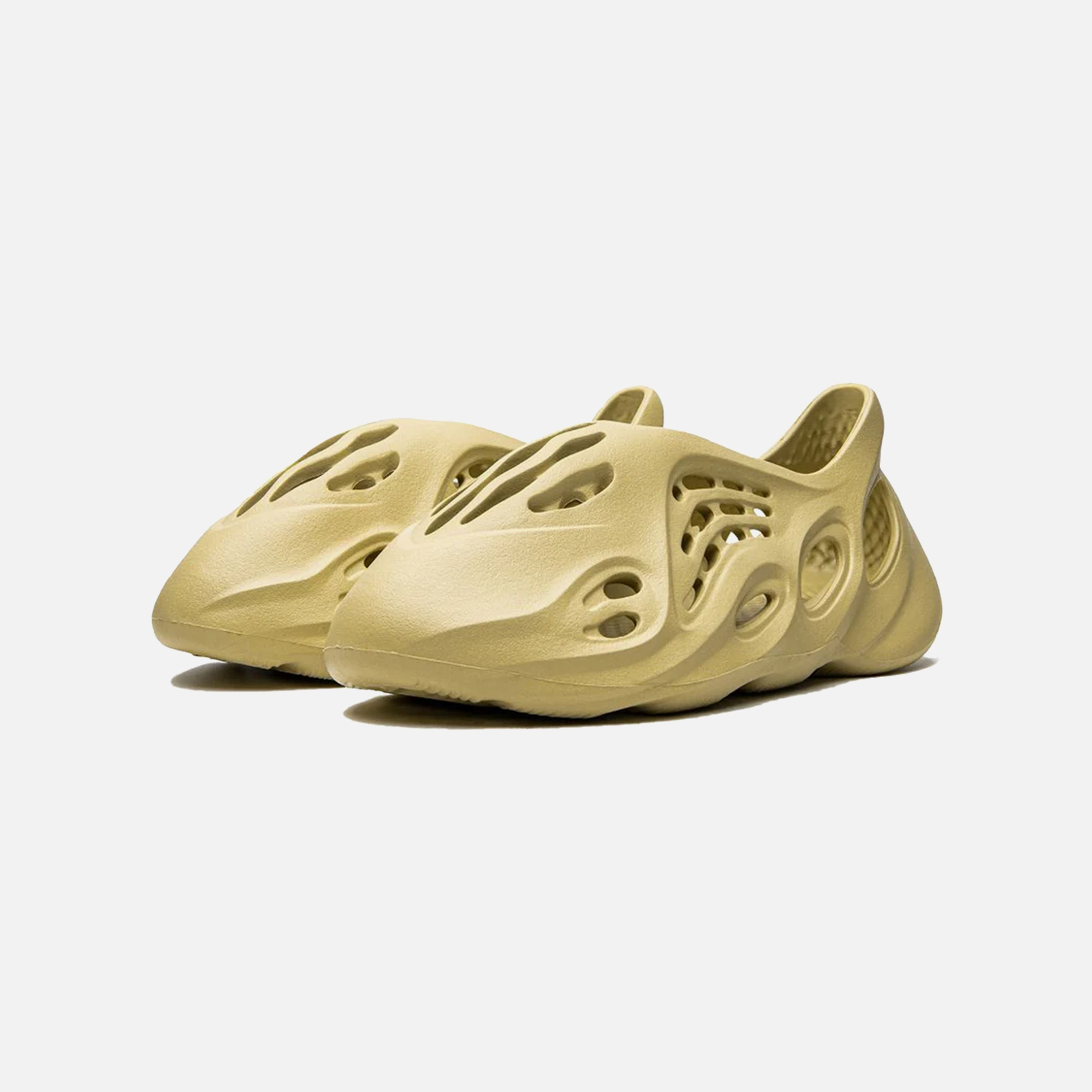 Durable tread Adidas Yeezy Foam RNR Sulphur
