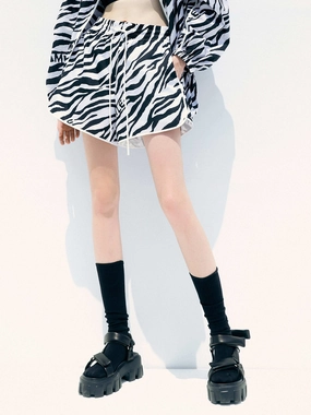 DoubleLayeredFabric Easy Motion Animal Printed Elastic Shorts