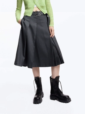 Movement Fit Anti Cling Finish Irregular Pleated Midi Skirt