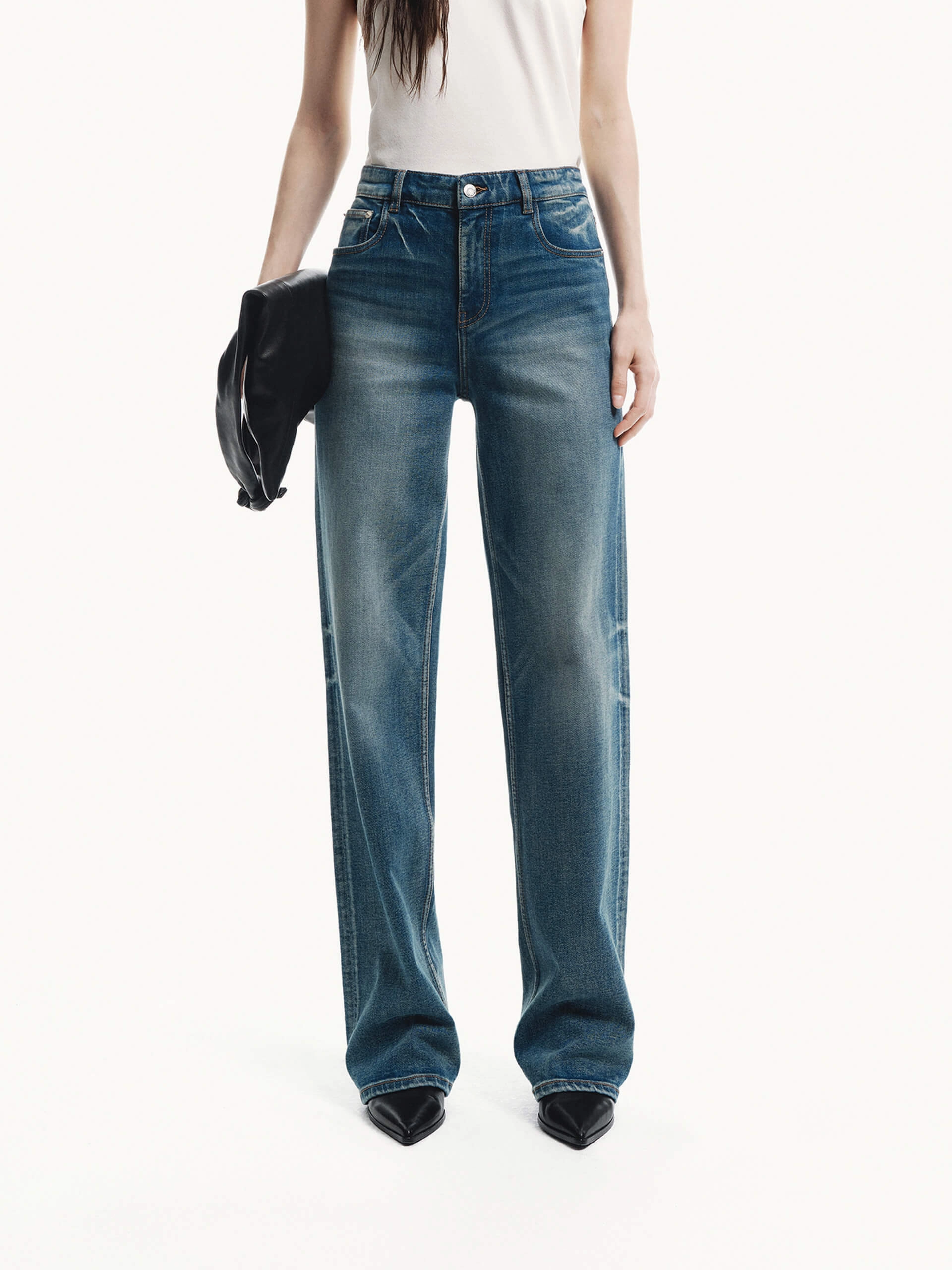 Casual Element Baggy Fit Straight Jeans