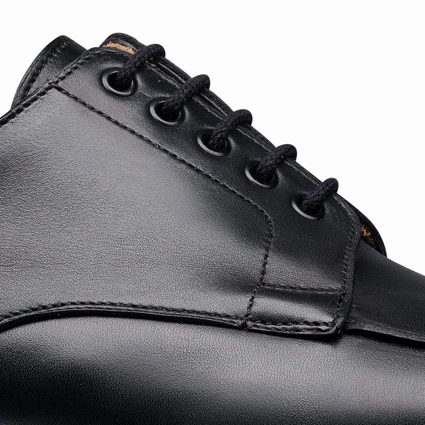 Crisp Silhouette Executive Wear Wexford Black Wax Calf
