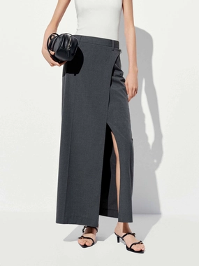 No Ride Front Slit Maxi Skirt