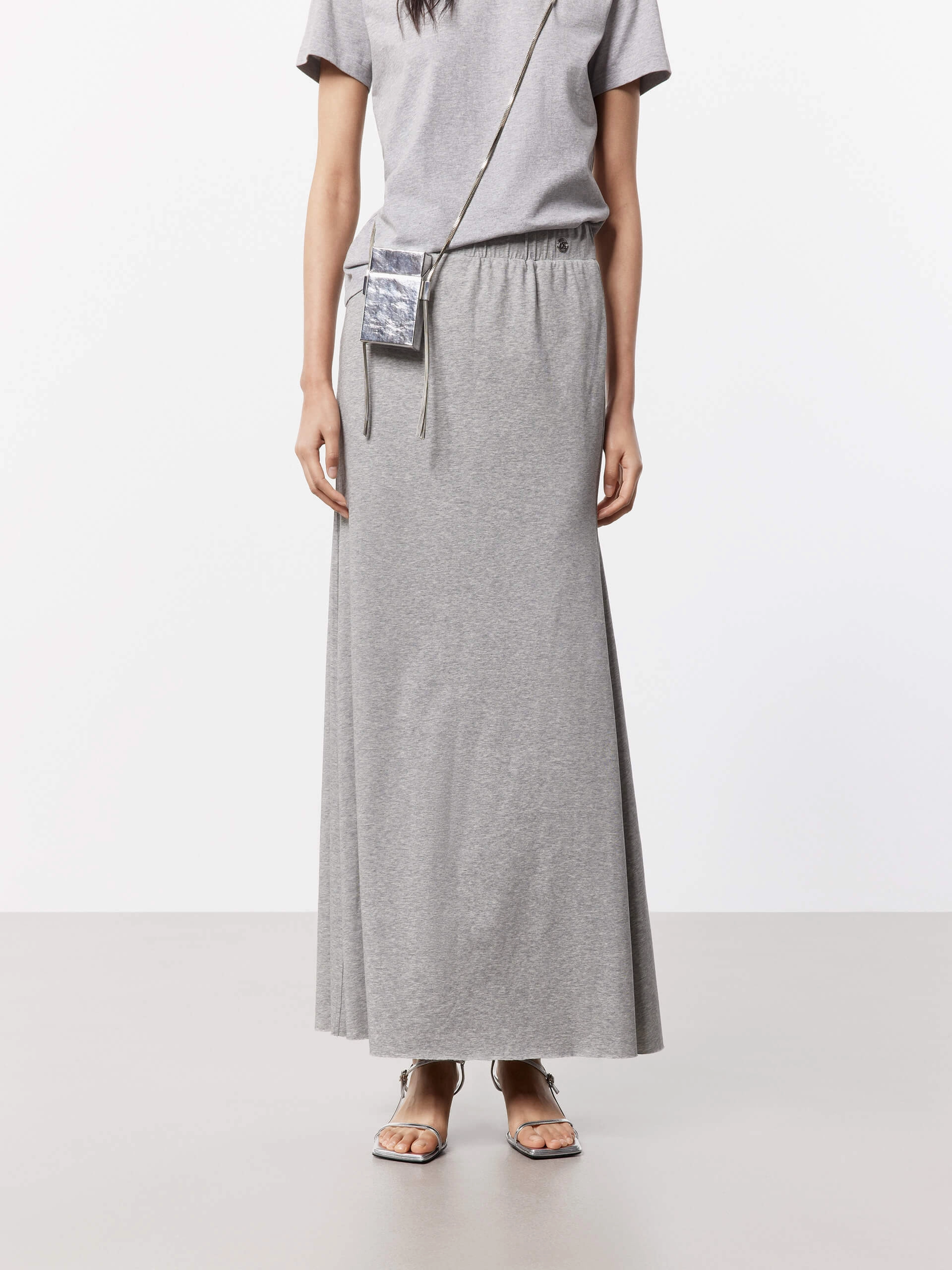 Chilly Weather Comfort Performance Design Elasticated Waist Maxi Skirt