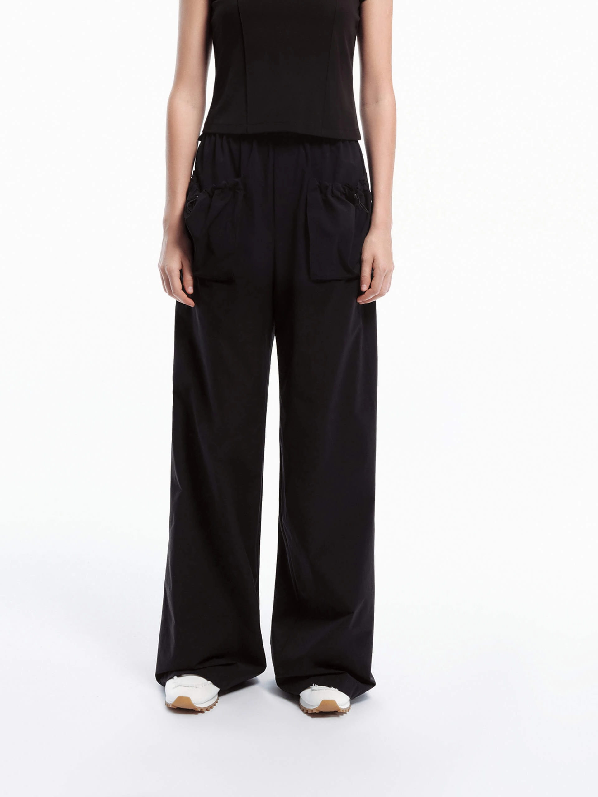 Elasticated Waist Pocket Pants Low Profile Fasteners