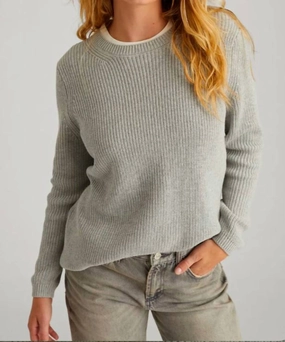 Emma Crewneck Sweater In Medium Heather Grey Cozy Warmth Knitwear Look