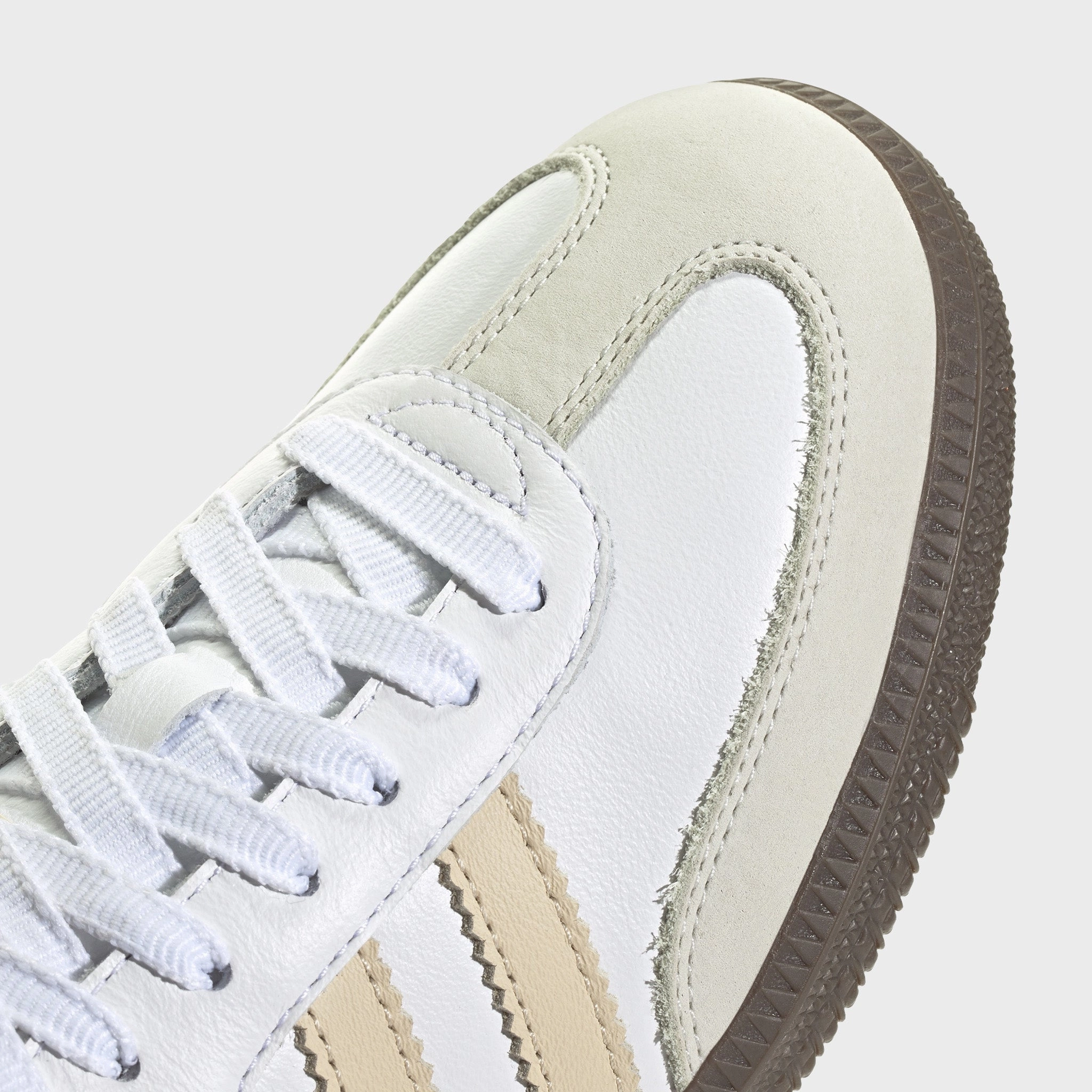 adidas Women's Samba OG White / Sandstorm - White Reactive Rebound