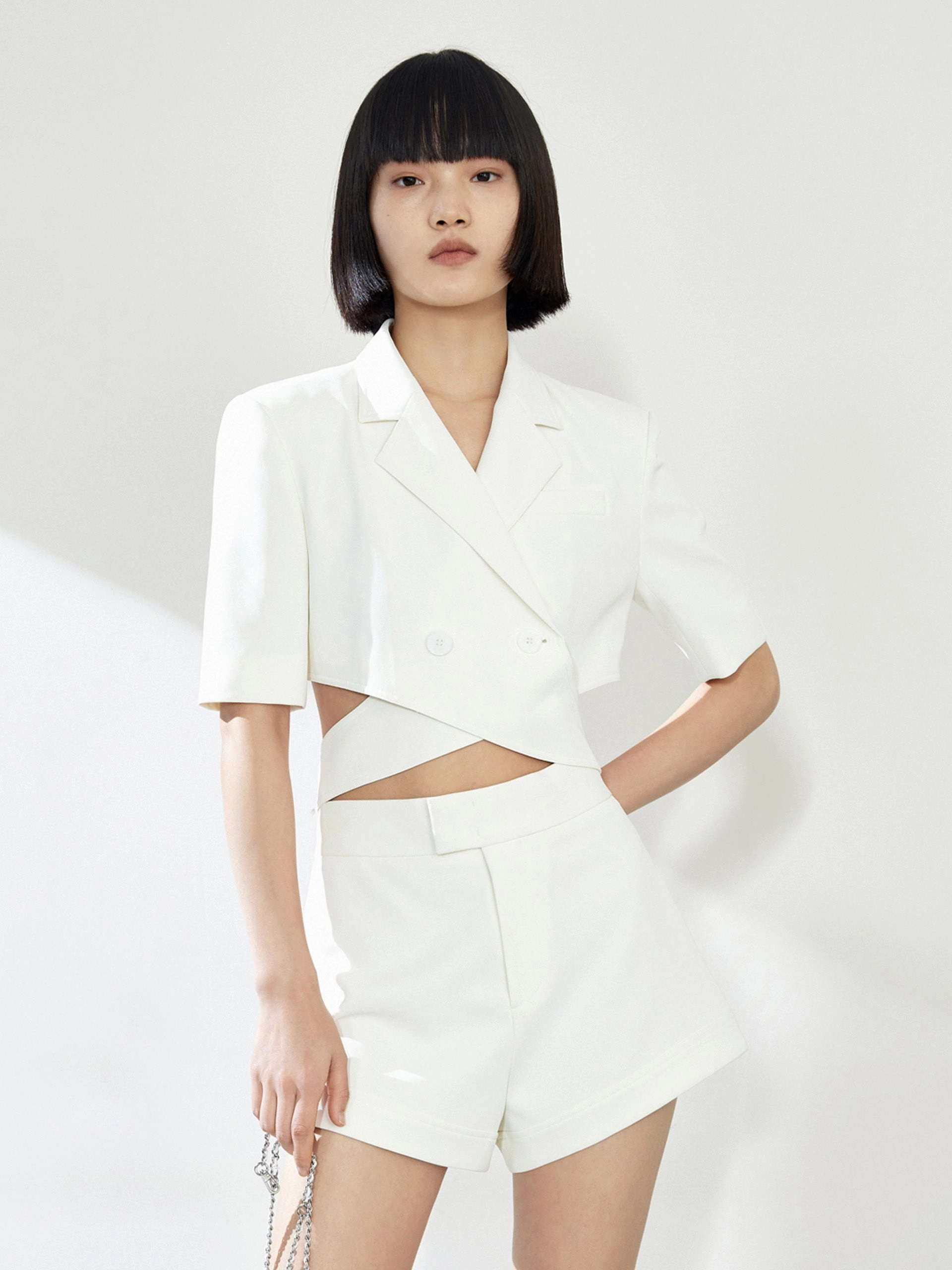 Deconstructed Cut-Out Lapel Crop Blazer OdorResistant Coating NonChafingEdges