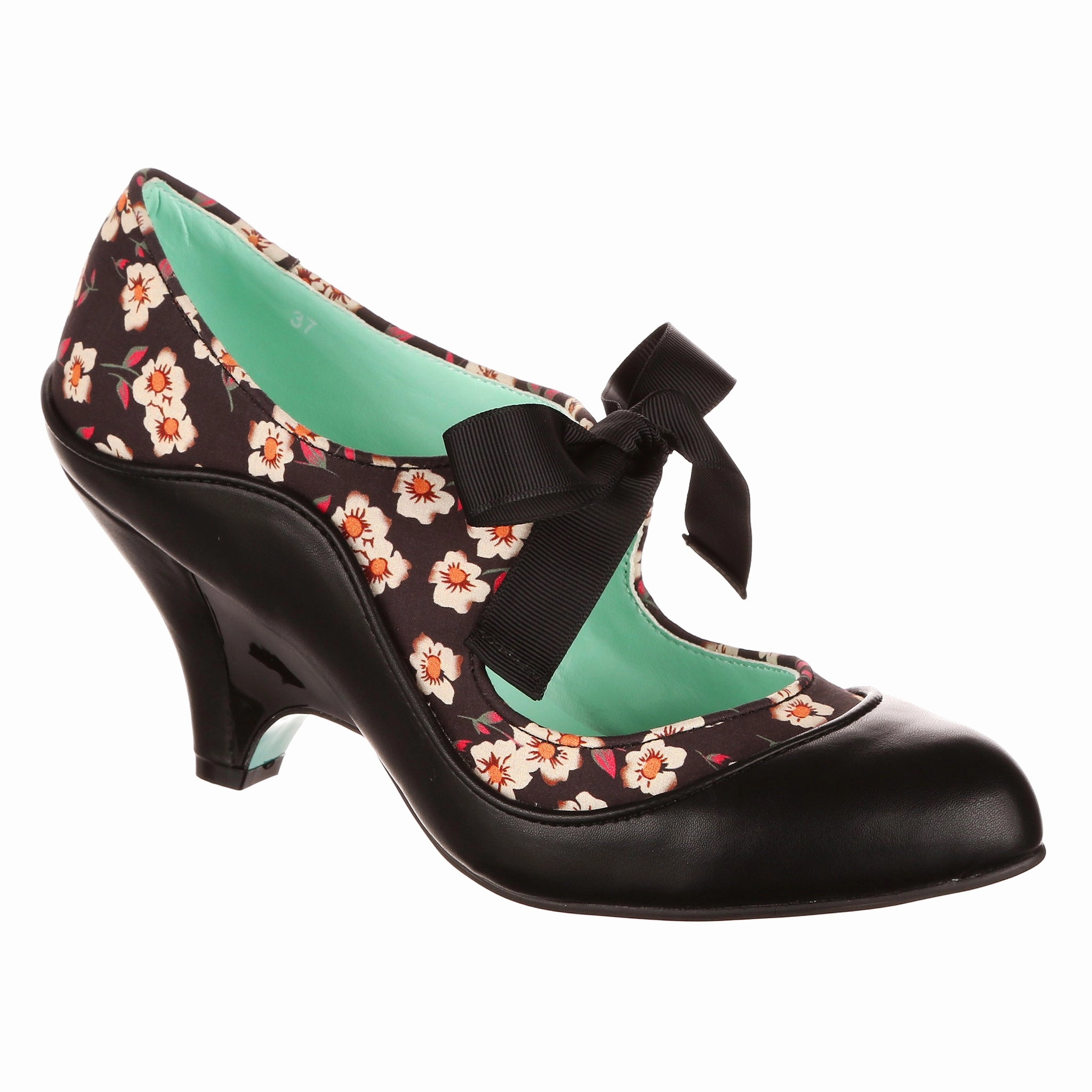 Summer Wedding Heels Chic Finish Looking Lovely