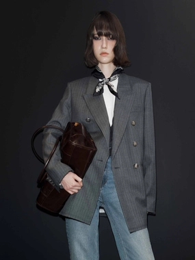 FoldableStorageCapability Pinstriped Structured Blazer