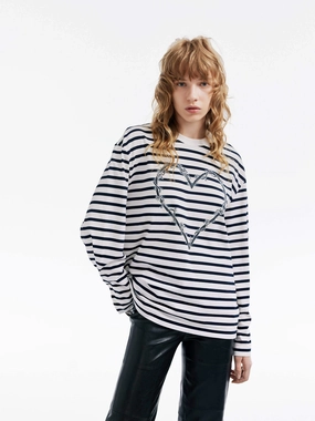 Heart Pattern Striped T-shirt Perfect Layer Minimal Comfort Wear