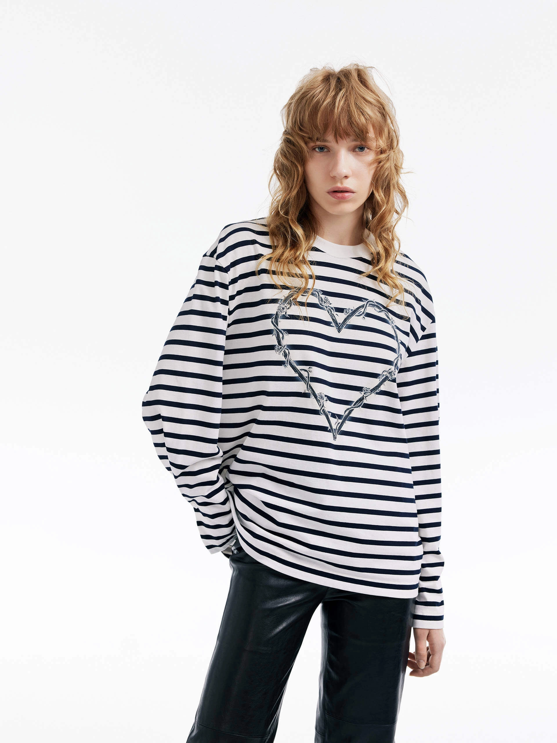 Heart Pattern Striped T-shirt Perfect Layer Minimal Comfort Wear