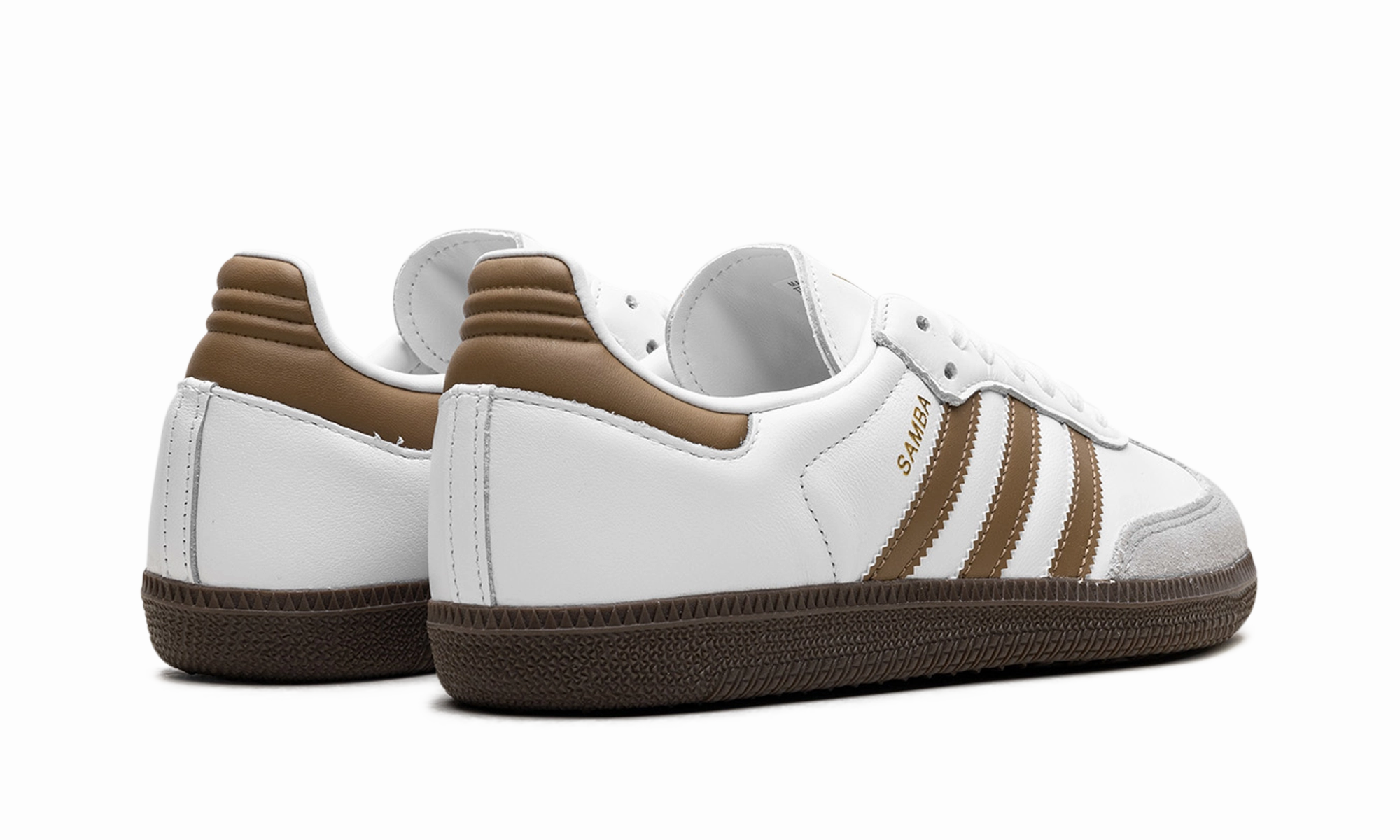 Samba OG "Cloud White / Brown Desert" Commute Look