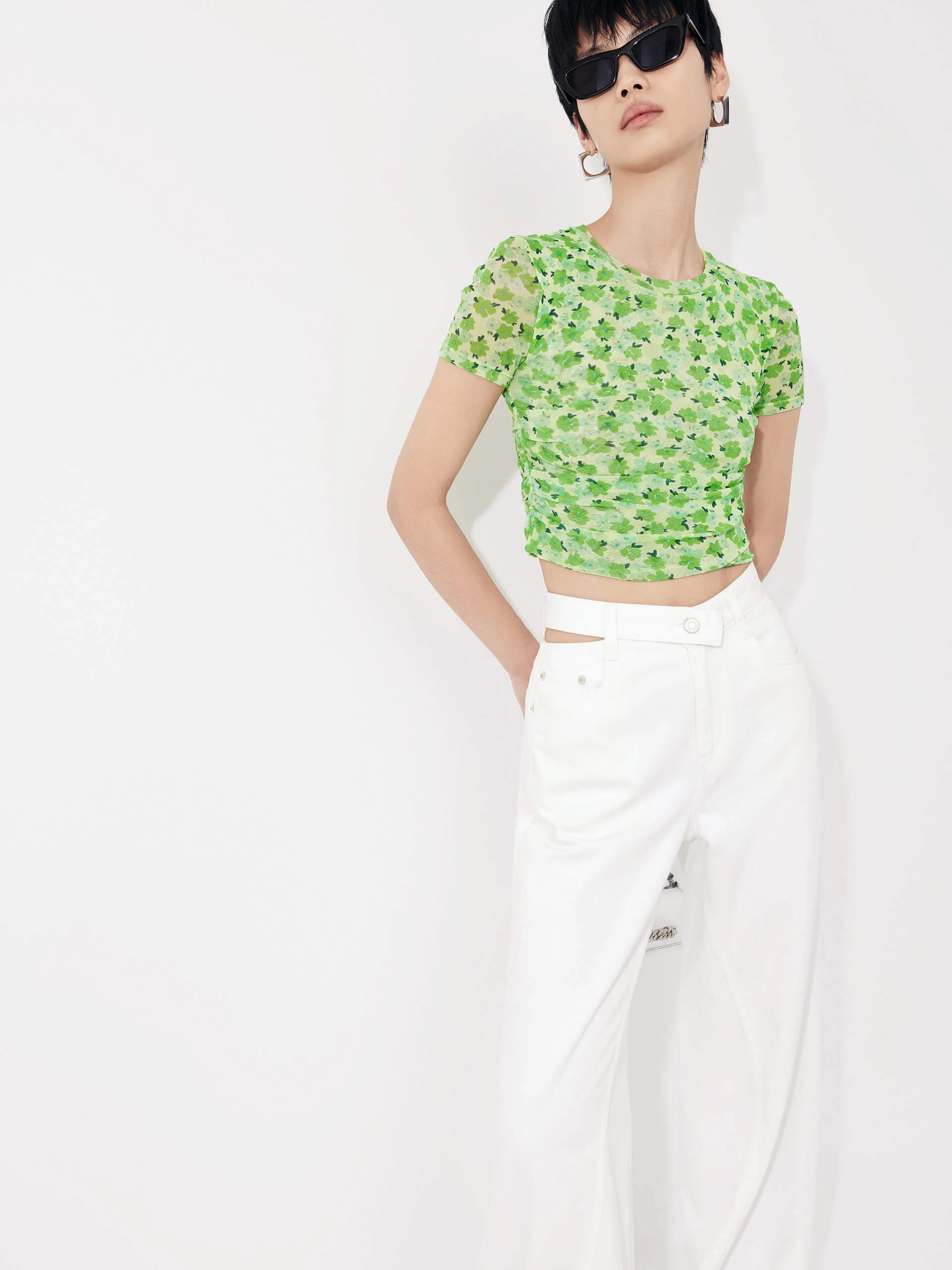GarmentWashed Texture Floral Print Pleated Top