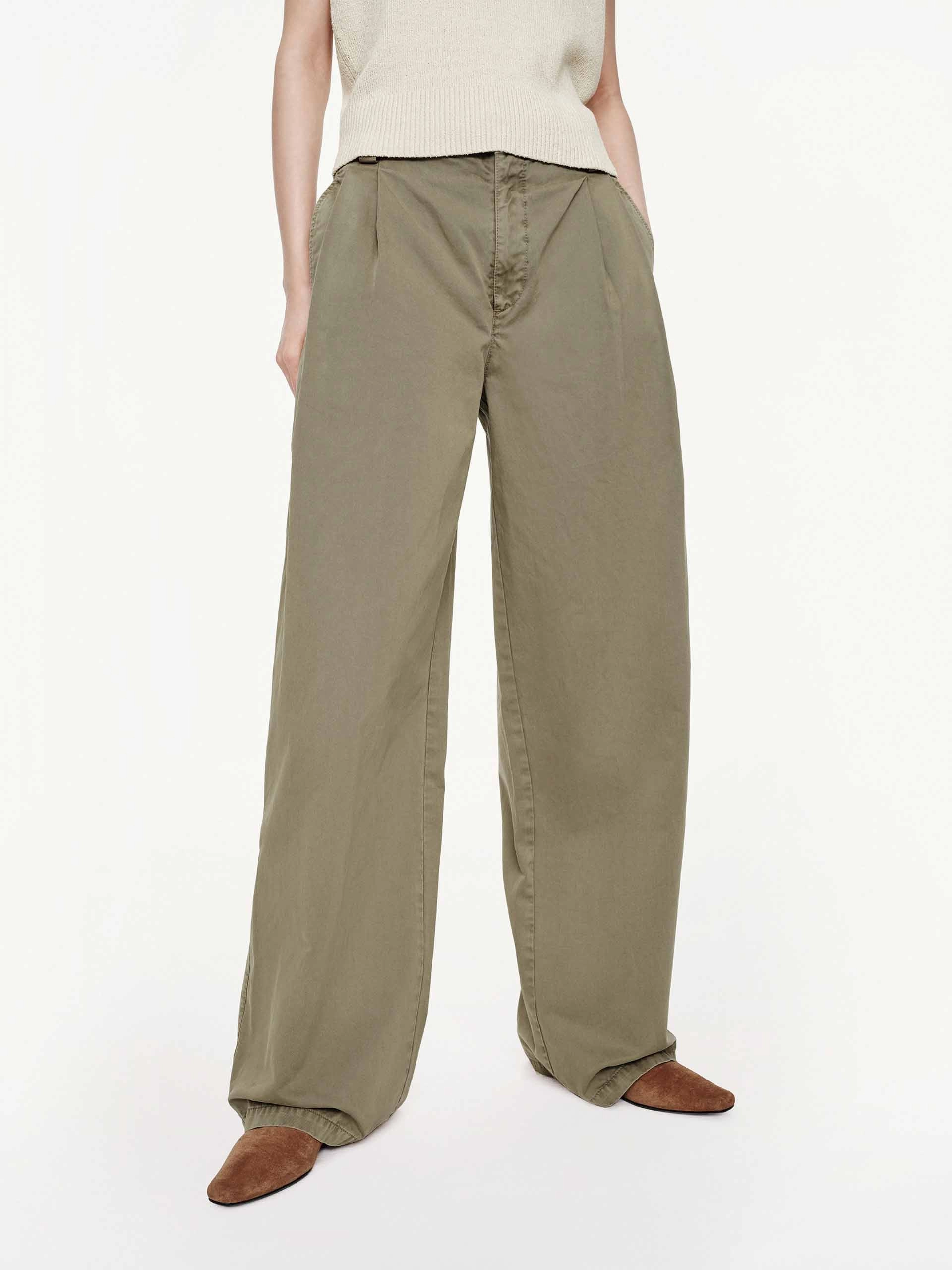 Cozy Feel SmoothZipper Barrel Leg Pleated Trousers