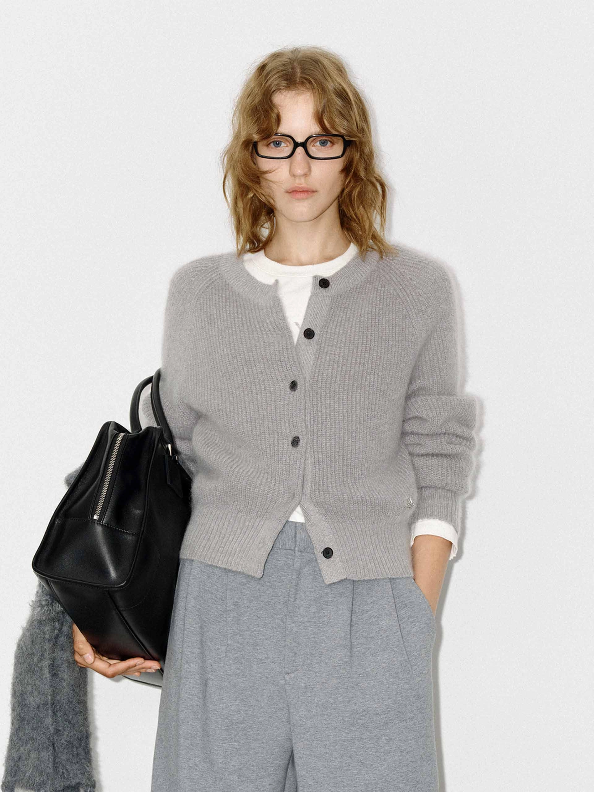 Contrast Stitching Fluffy Textured Knit Cardigan