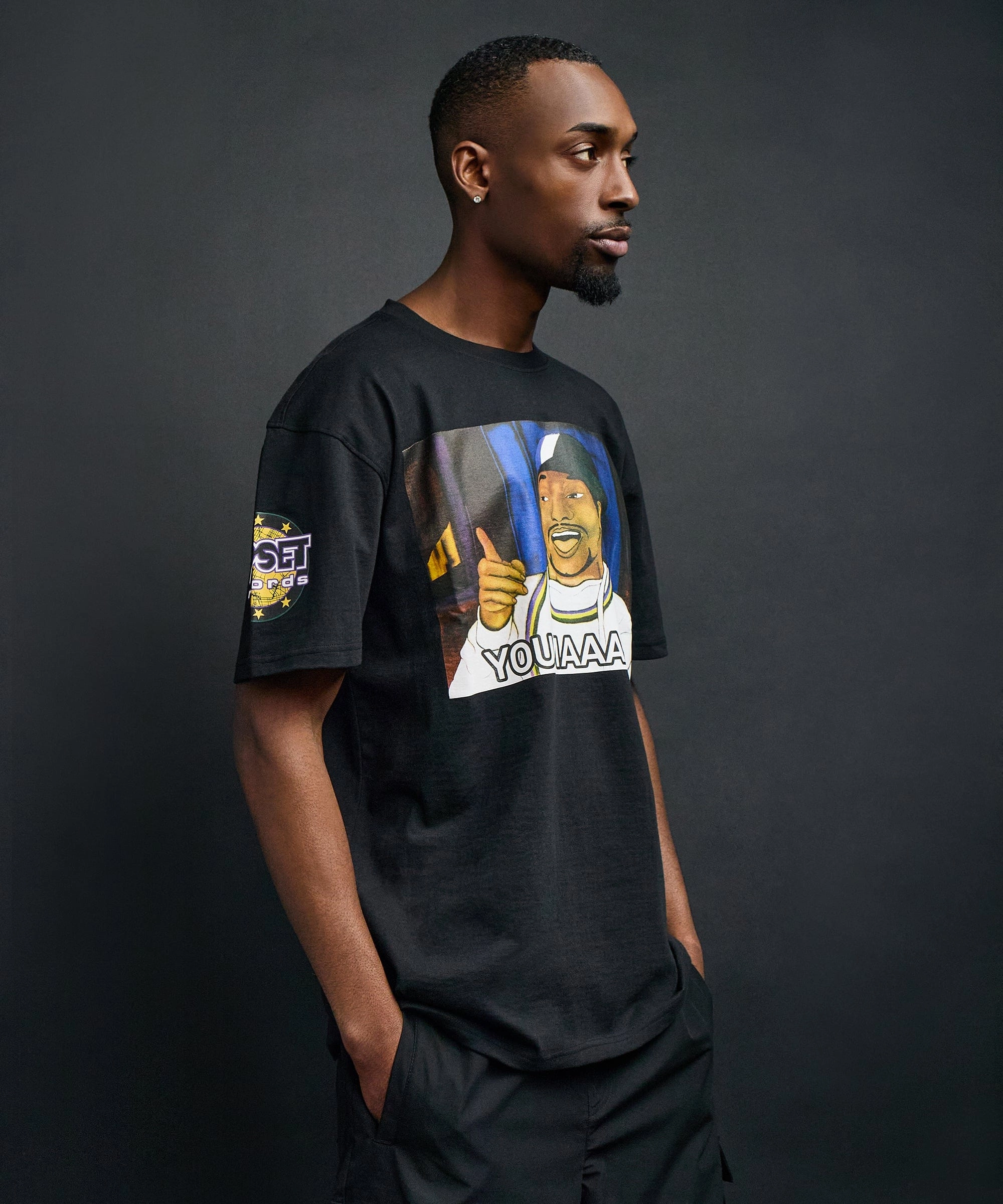 Mad Sleeve Print Short Sleeve Tee - Black Sun Protective Fabric