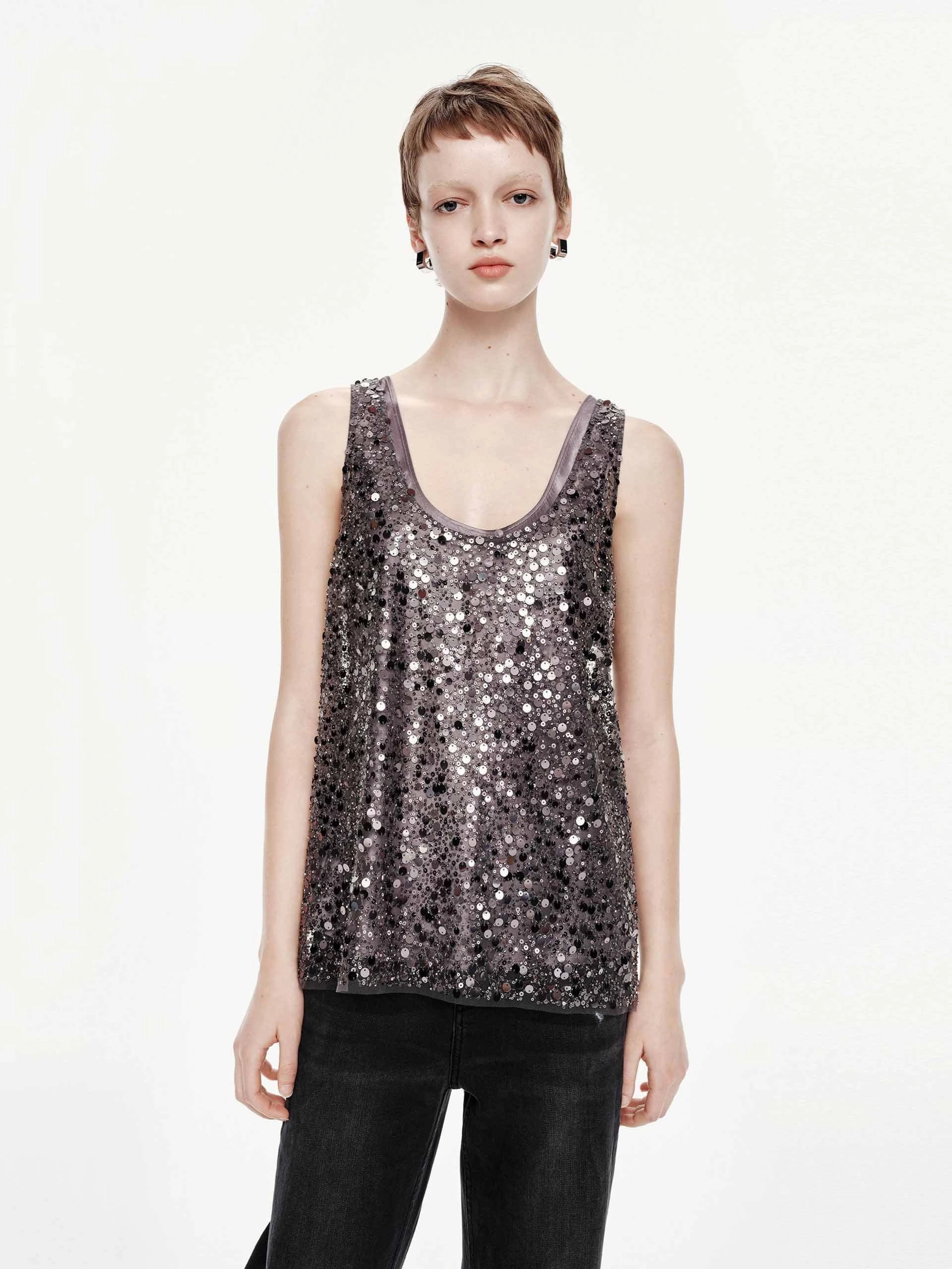 Two-piece Sequin Top EasyCare Fabric StretchableKnit
