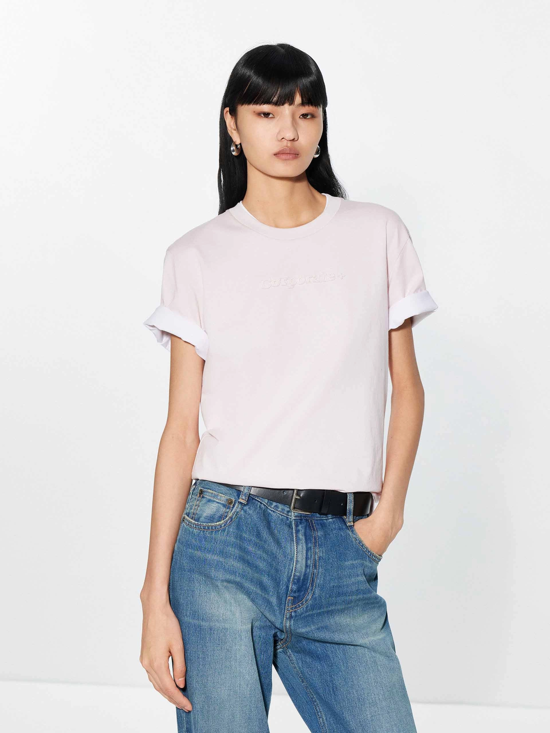 SoftenedTexturedWeave Front Letter Round Neck T-shirt