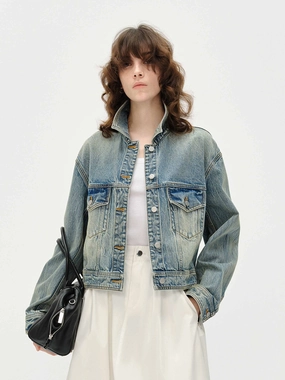 Front Pocket Denim Jacket Ergonomic Silhouette