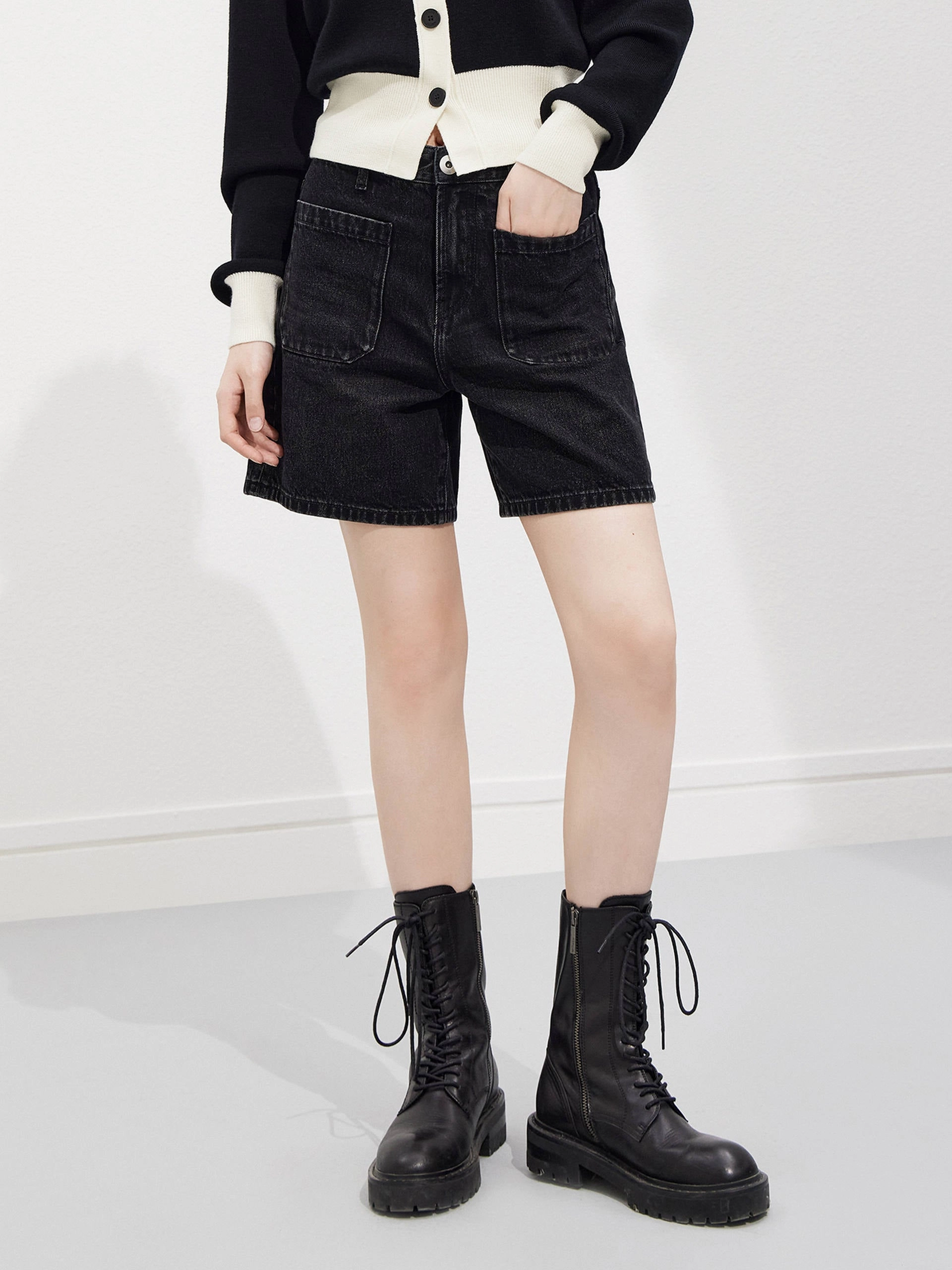 Outdoor Comfort Fit All Purpose Front Pocket Denim Shorts